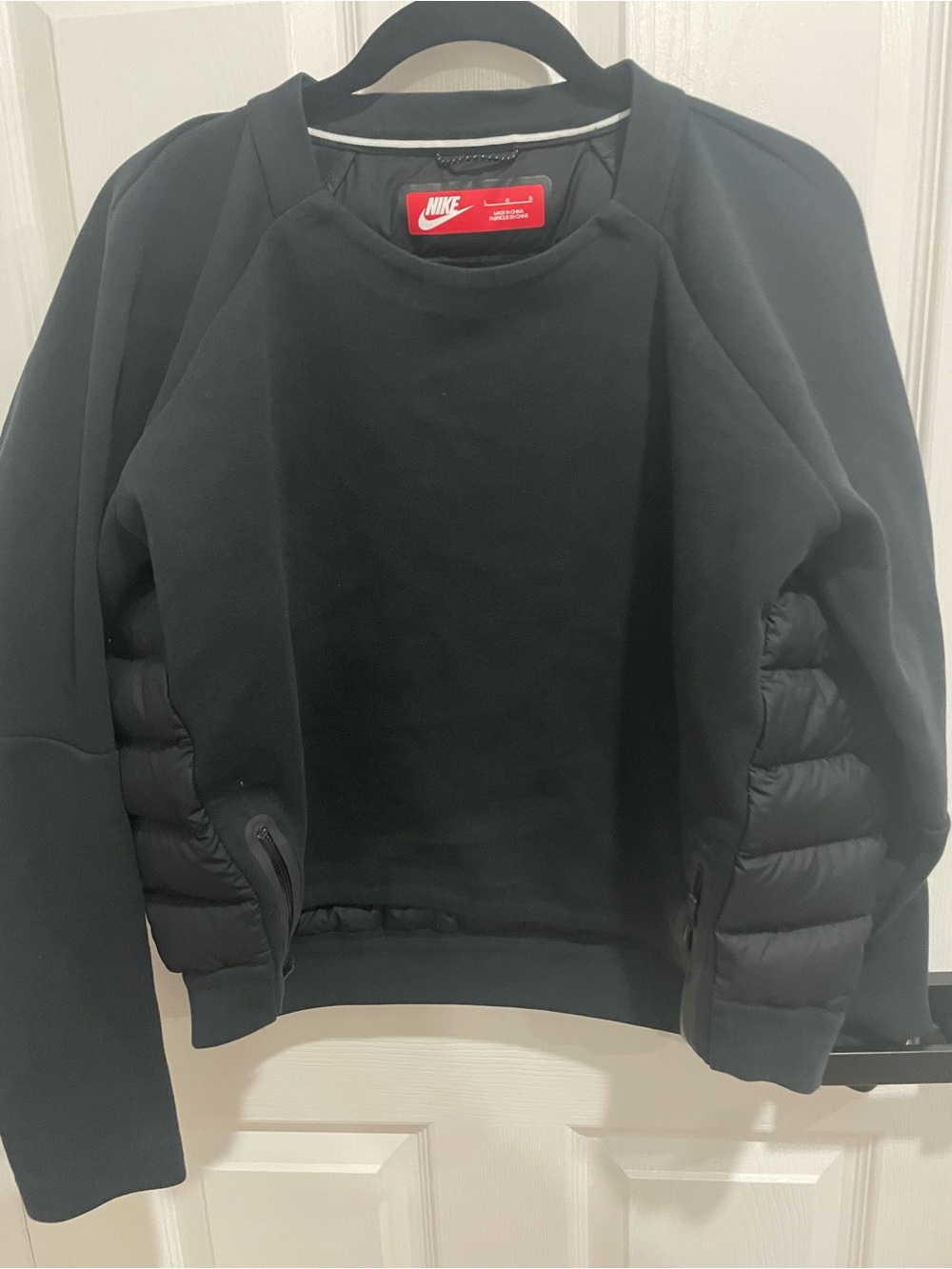 Nike tech puff detail long sleeve black size large